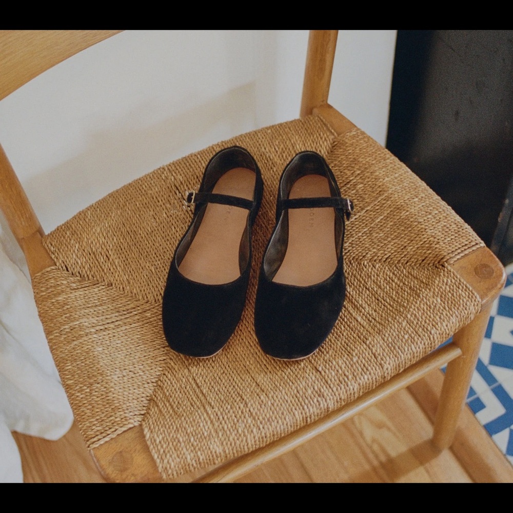 Doen Black Velvet Mary Jane Slipper